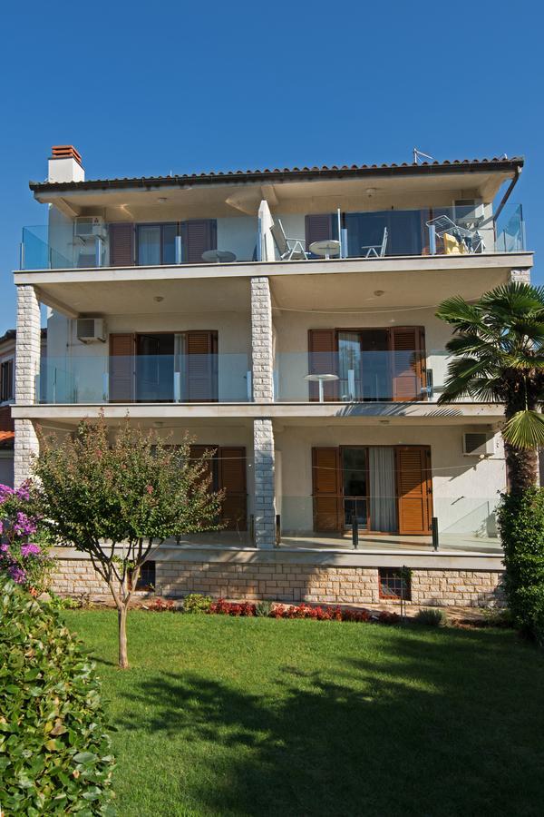 Apartmani Mira Premantura Esterno foto