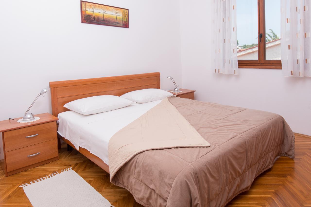 Apartmani Mira Premantura Esterno foto